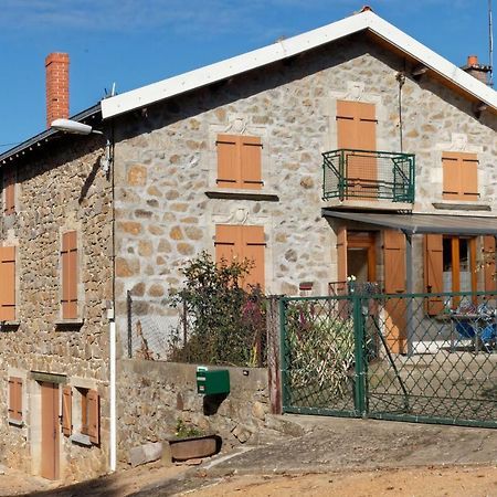 Gite De Sauviat 25 Chemin Du Grand Pacher Le Bourg De Sauviat 63120 Экстерьер фото