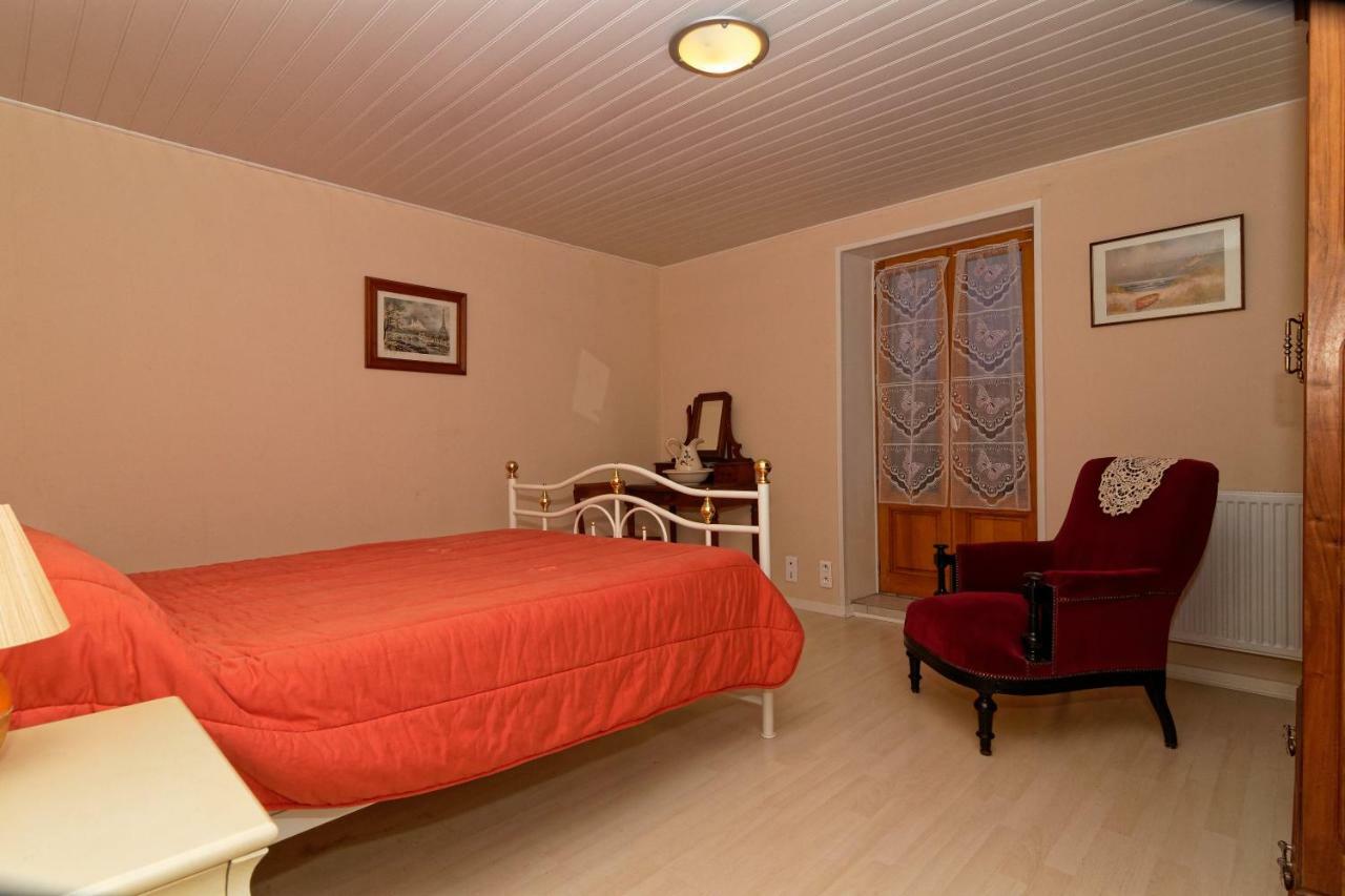 Gite De Sauviat 25 Chemin Du Grand Pacher Le Bourg De Sauviat 63120 Экстерьер фото